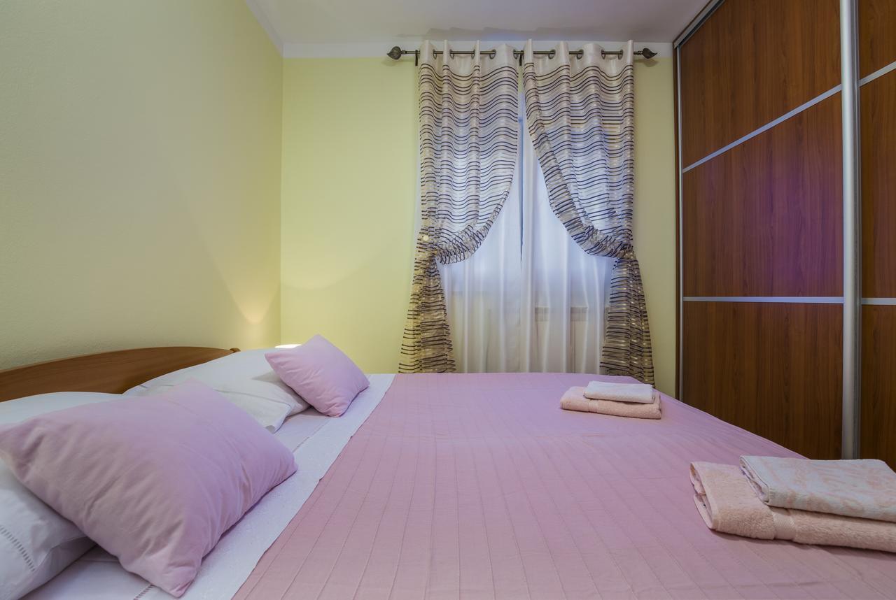 Apartments Janko Rovinj Exterior photo