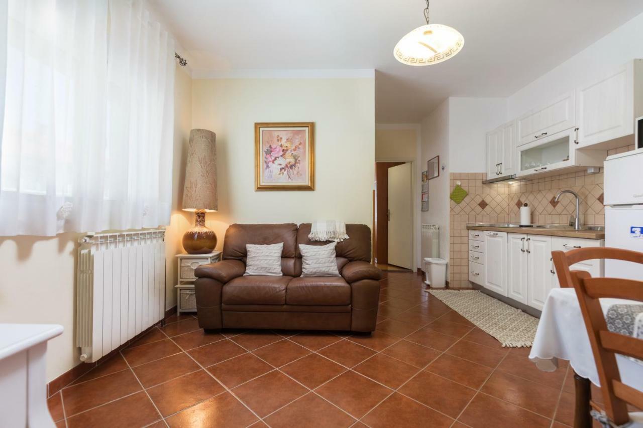 Apartments Janko Rovinj Exterior photo